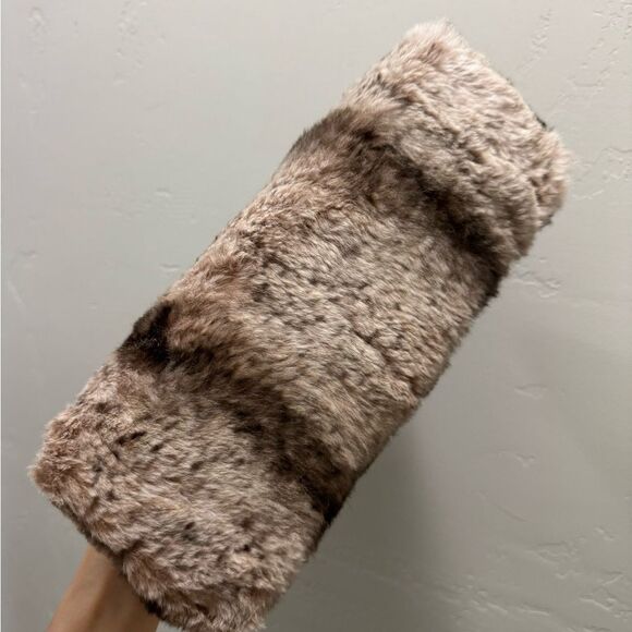 Real Rex Rabbit Fur Handmade Unique Rivet Frame Push Lock Handbag, Crossbody - Picture 15 of 16